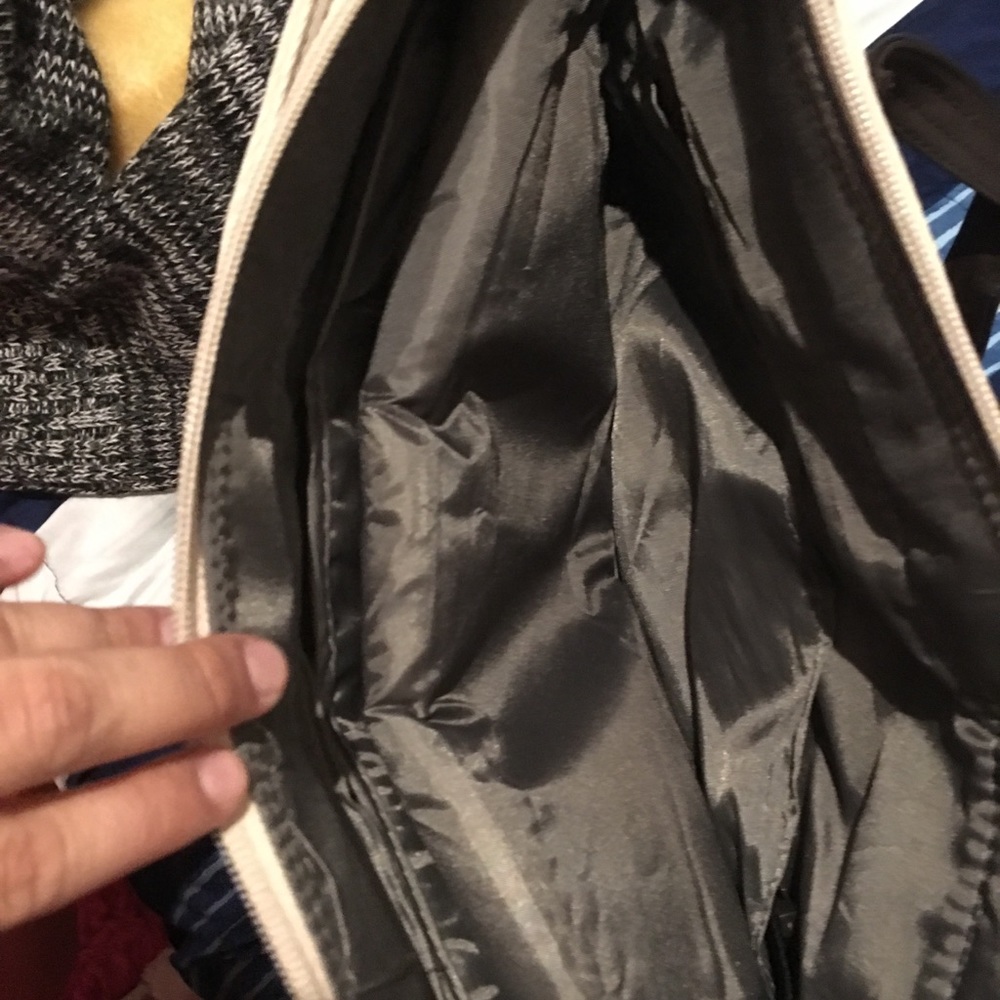 Diaper bag - Picture 2 of 2
